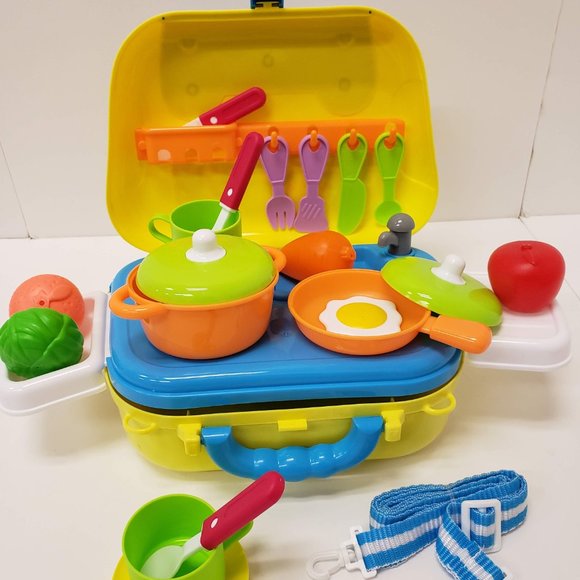 New Portable Mini Toy Kitchen set - Picture 6 of 15